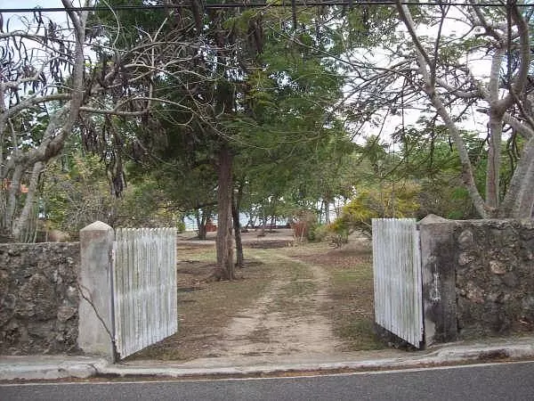 solares y terrenos - Venta, Terreno frente a la Playa de Juan Dolio 9