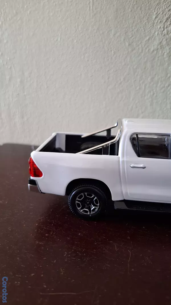 hobby y coleccion - Toyota Hilux de Colección de Metla  5