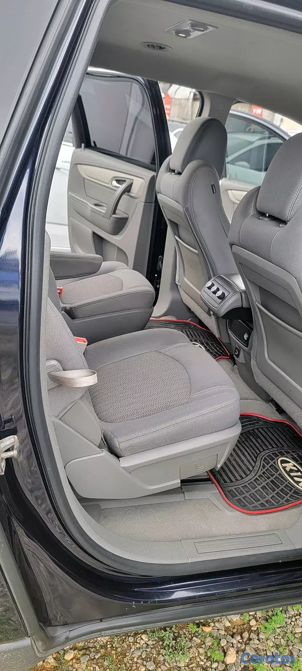 jeepetas y camionetas - CHEVROLET TRAVERSE 2017 6