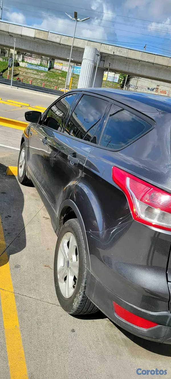 jeepetas y camionetas - VENDO FORD ESCAPE 2014 7