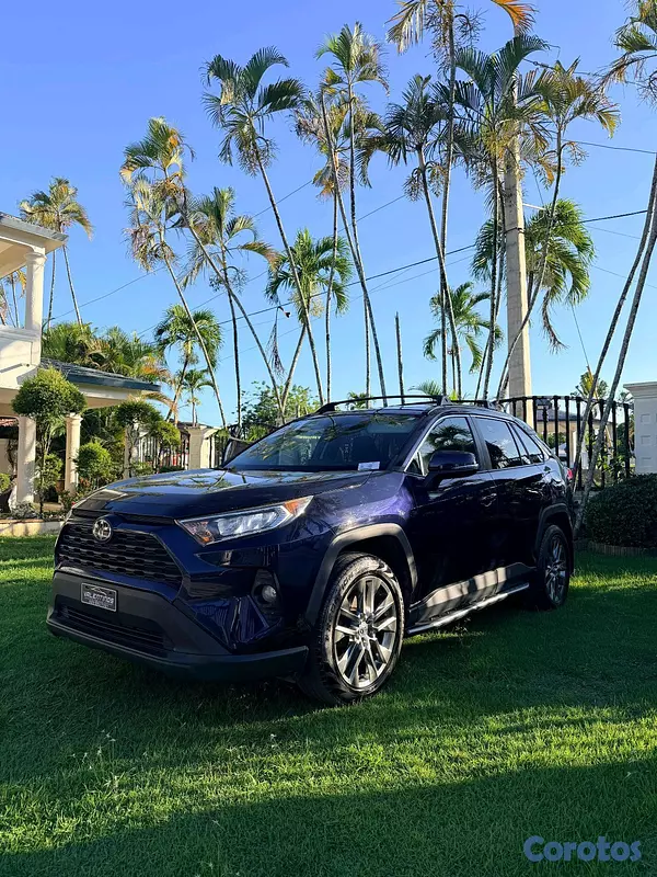 jeepetas y camionetas - Toyota rav4 2021 xle  4