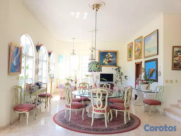 casas - Casa en Venta en Villas Naco 6