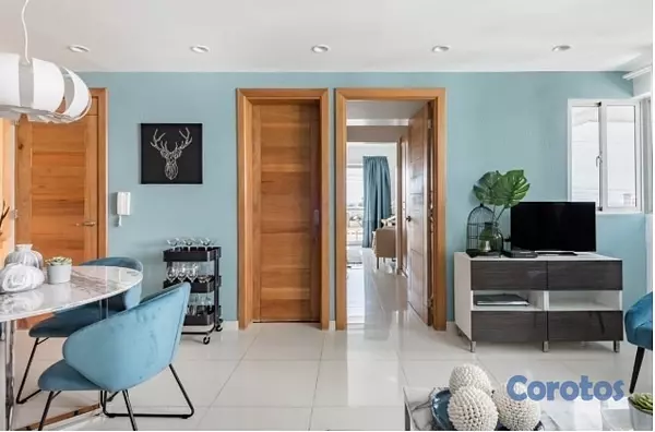 apartamentos - vendo piso 6 totalmente amueblado zona universitaria una habitación 1.5 baños pa 2