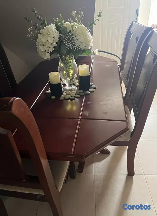 muebles y colchones -  comedor en Caoba 4 sillas  2