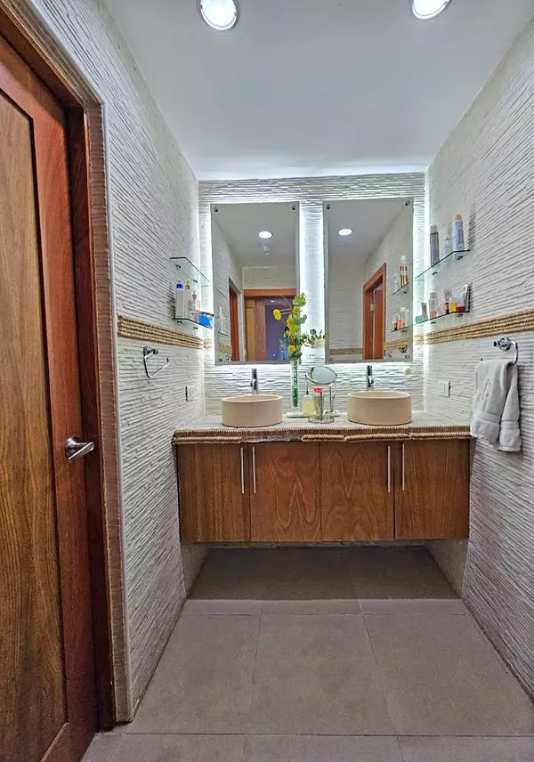 penthouses - Vendo apartamento en Piantini  4