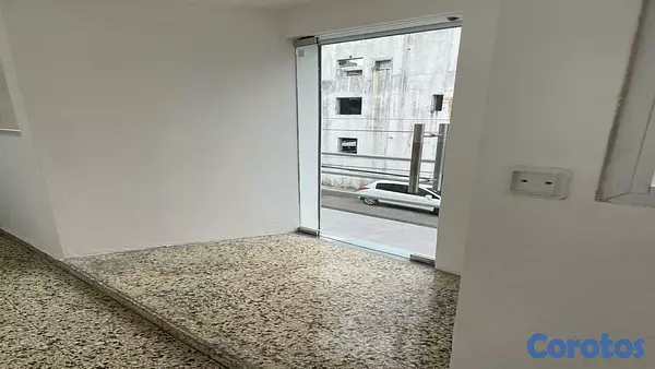oficinas y locales comerciales - En Alquiler Local en la 27 de Febrero Segundo Nivel el Vergel 6