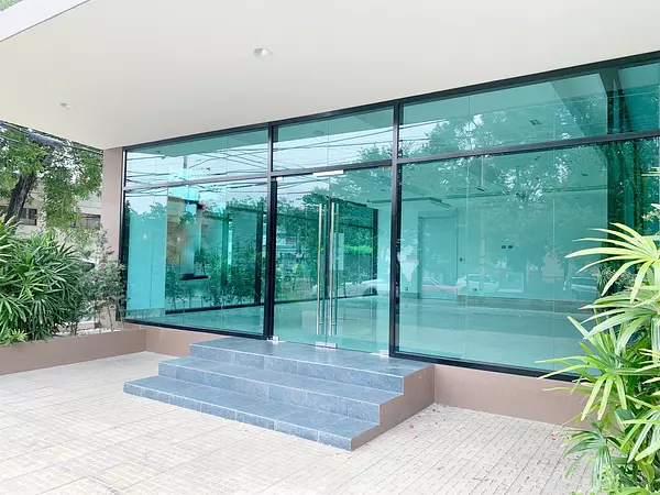 oficinas y locales comerciales - Local corporativo y comercial 6