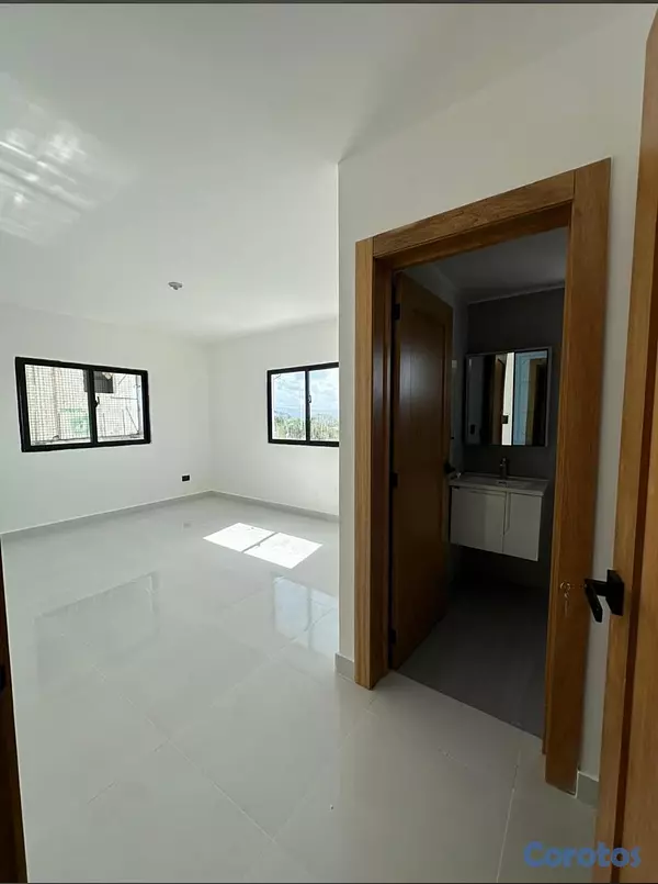 apartamentos - Apartamento de Venta en Ave. Hispanoamericana  2