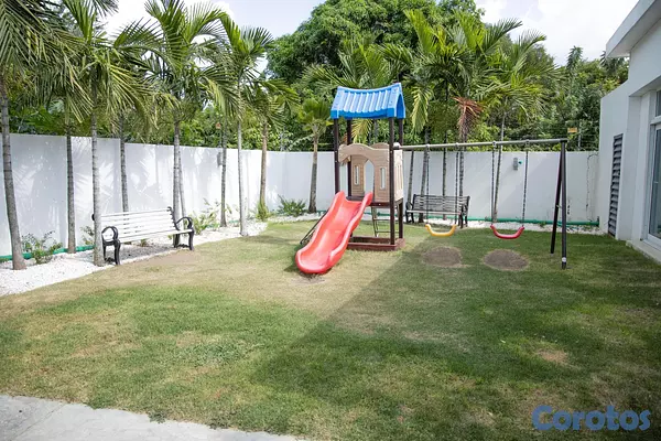 apartamentos - APARTAMENTO AMUEBLADO EN PISO ALTO PROXIMO A PUCMM 19