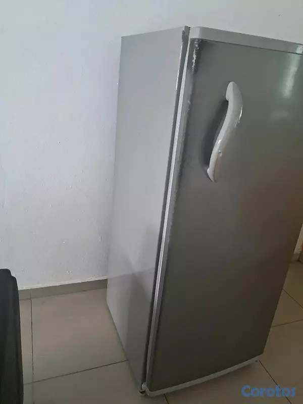 cocina - vendo nevera semi-nueva en buenas condiciones y de poco uso,$12,500 Negociables. 4