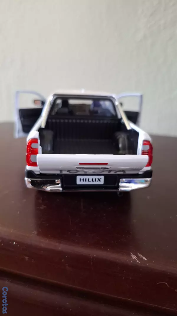 hobby y coleccion - Toyota Hilux de Colección de Metla  7