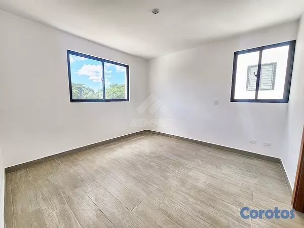 apartamentos - APARTAMENTO SEGUNDO NIVEL PROXIMO LAS DIANAS SANTI 7