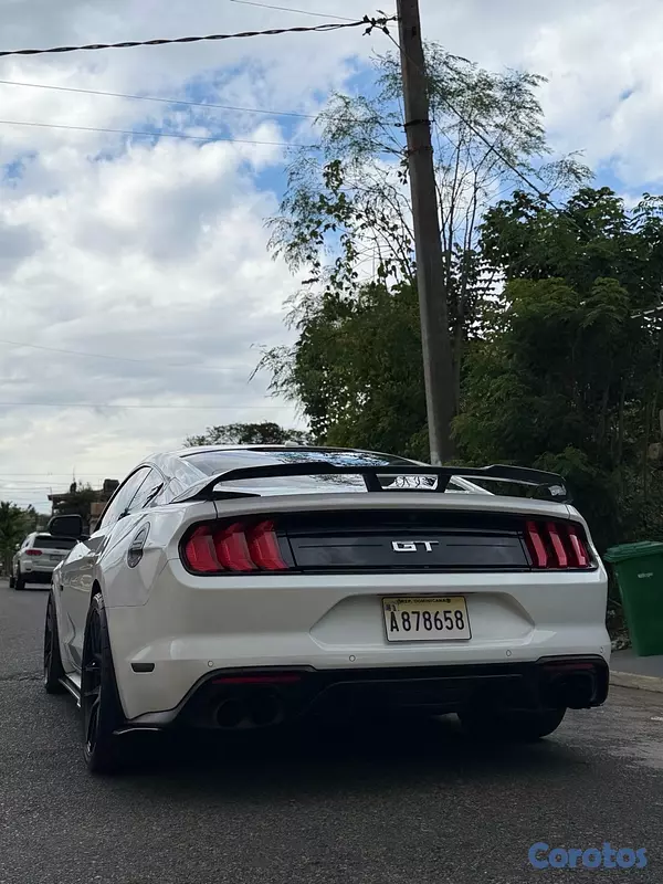 carros - Ford Mustang gt Premium 2019 3
