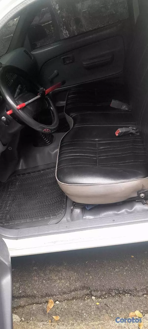 jeepetas y camionetas - TOYOTA HILUX 99, LA MAS NUEVA 4
