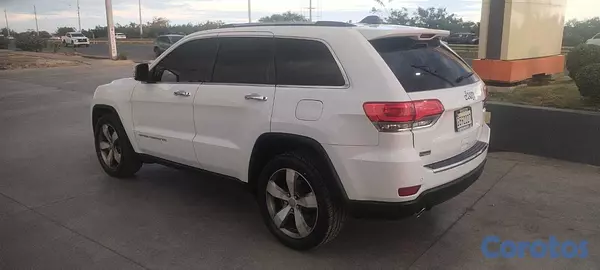 jeepetas y camionetas - Jeep Grand Cherokee 4
