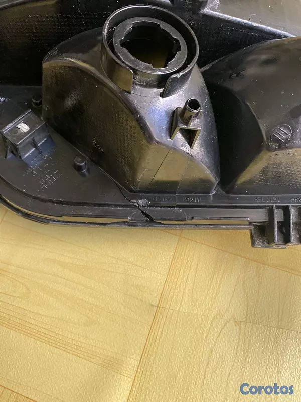 repuestos - Vendo farol trasero chevrolet captiva 22-23 usado
En perfecto funcionamiento 6
