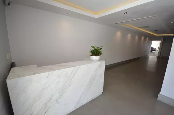 oficinas y locales comerciales - Torre Empresarial en Venta en el Centro de Piantini 6