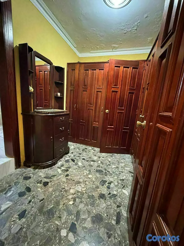casas - ALQUILO Casa Ideal Para Negocio En Arroyo Hondo 2do DE 3 Niveles
CODIGO: PD449 7