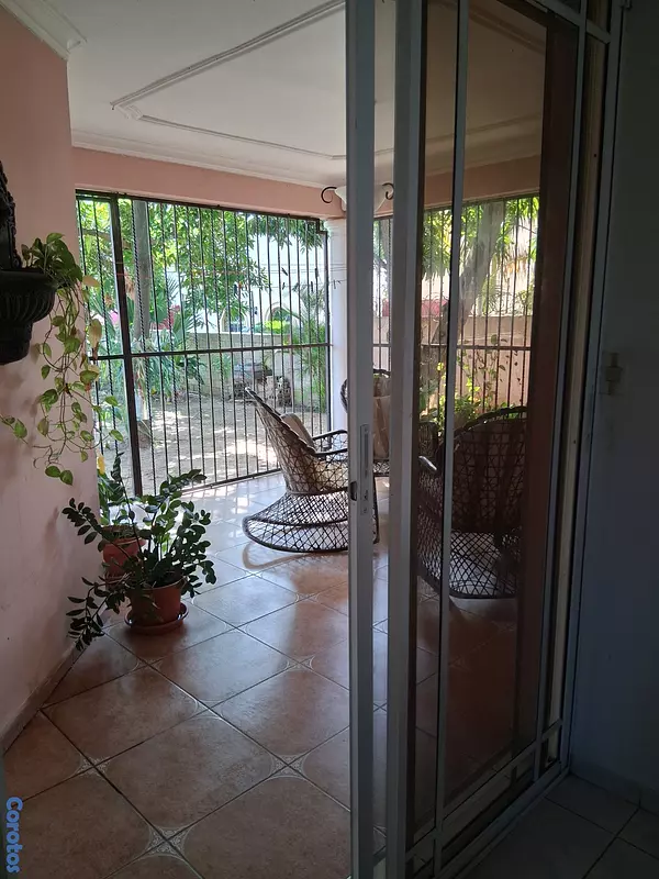 casas - Casa en venta en Santiago – Urbanización Pradera del Cerro, Vista de Cerro Alto 4