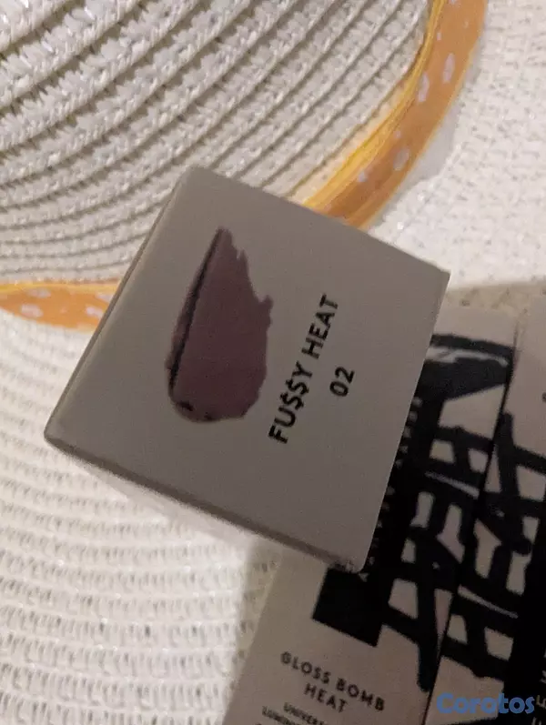 salud y belleza - Brillo Fenty Beauty Gloss Bomb Heat - Nuevo y Orig 2