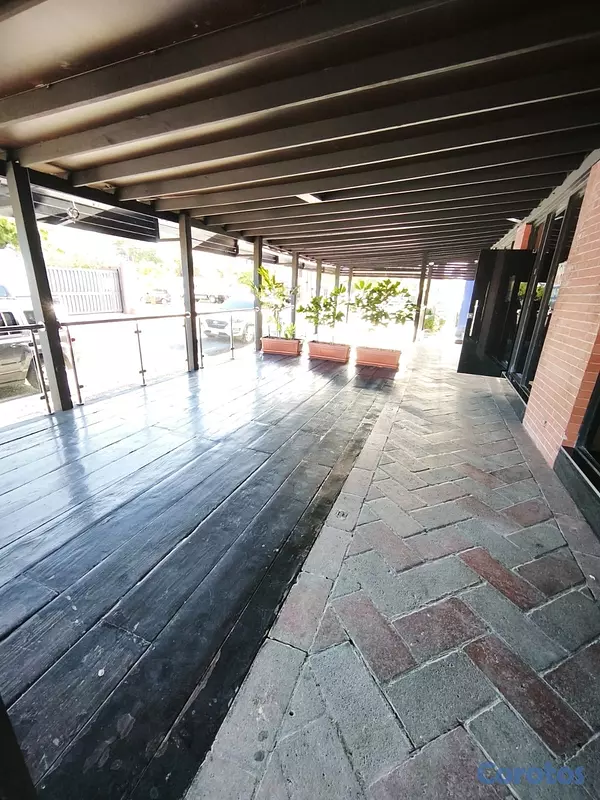 oficinas y locales comerciales - LOCAL COMERCIAL 9