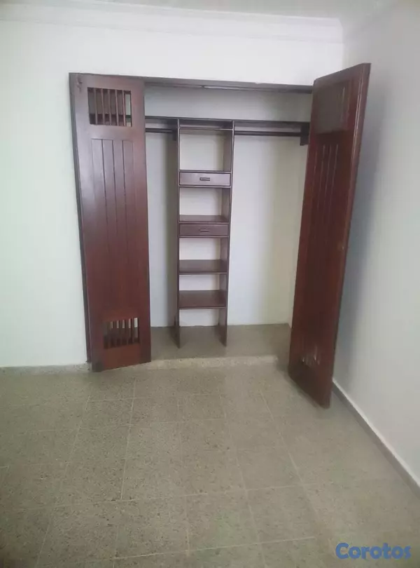 apartamentos - SE VENDE SIN INTERMEDIARIO UN APARTAMENTO CLÁSICO  14