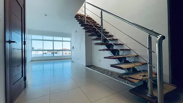 penthouses - Se vende apartamento tipo PH 1