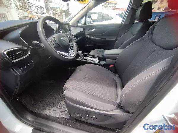 jeepetas y camionetas - 2020 Hyundai Santa Fe SEL  4