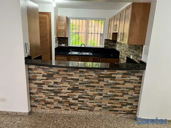 apartamentos - ¡Apto en venta totalmente remodelado. Ave Independencia- 2do nivel!  7