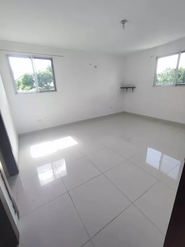 apartamentos - Vendo Apartamento 4to Nivel con Piscina en Llanos de Gurabo 8