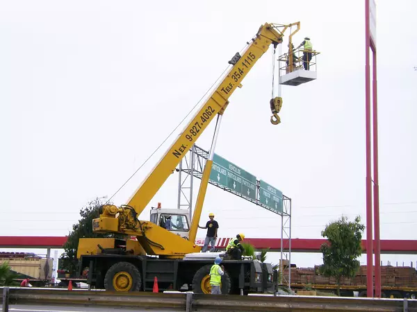 otros vehiculos - GRUAS MALECON  3