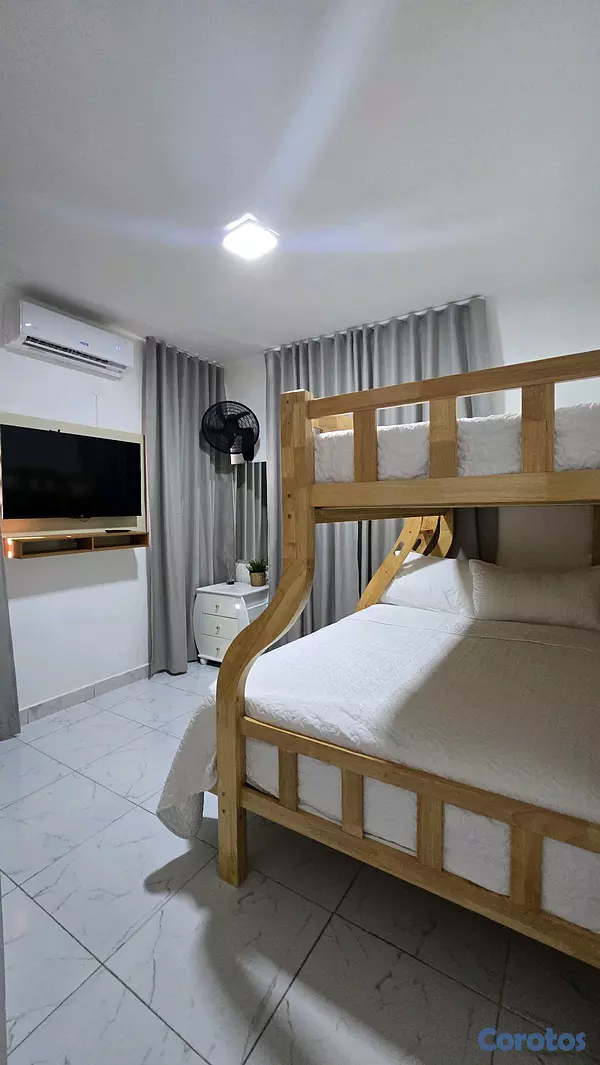 casas vacacionales y villas - 🏡 Villa con piscina en venta en Caleta – La Romana 11