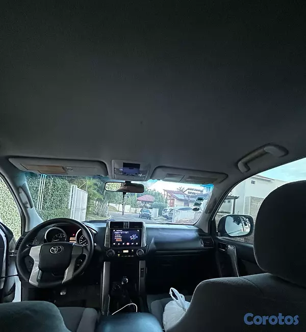 jeepetas y camionetas - Toyota Prado VX 2012 8