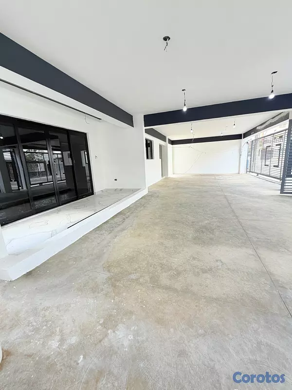 apartamentos - venta de apartamento primer piso con patio súper grande autopista de san Isidro  3