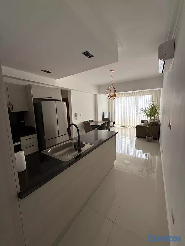 apartamentos - Apartamento en venta, con amueblado o vacío. Mirador Norte. 3er piso.
 5