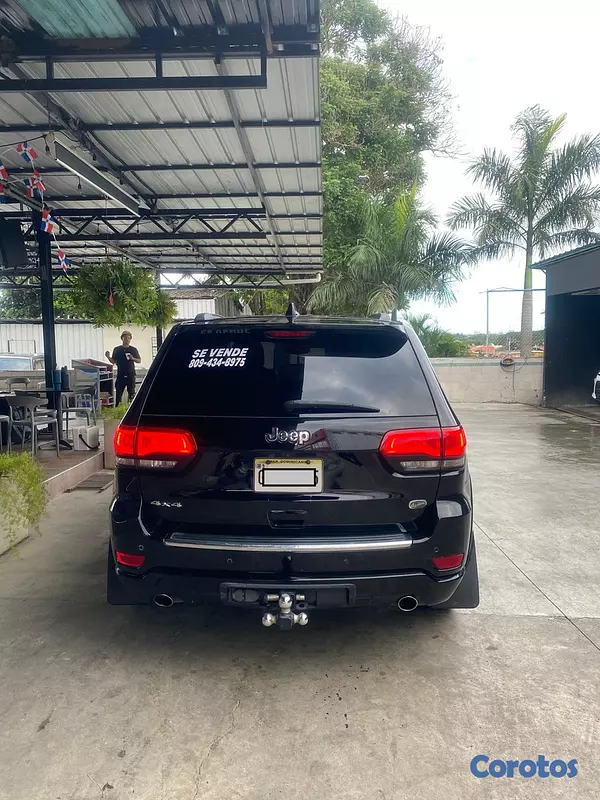 jeepetas y camionetas - Jeep Grand Cherokee Overland Negro Perla 4x4 7