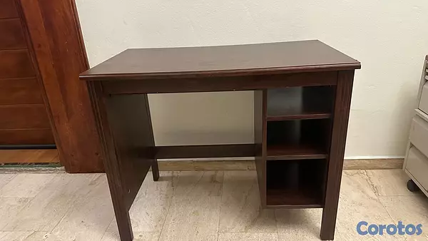 muebles y colchones - Escritorio IKEA color madera oscura con repisas laterales
 2