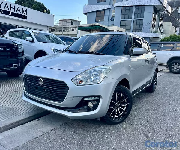 carros - SUZUKI SWIFT 2017 COMO NUEVO 1