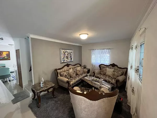 casas - Casa Moderna de 2 Niveles en Brisa Oriental  1756 2