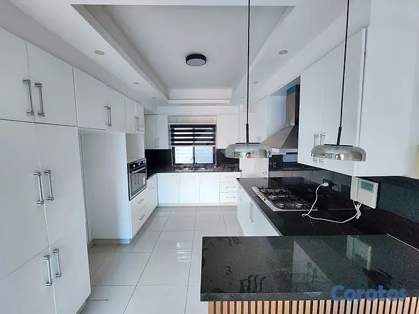 apartamentos - TORRE MODERNA ASCENSOR Y PLANTA FULL LA ESMERALDA  4