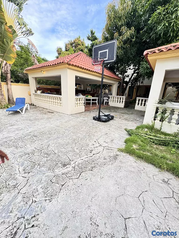 casas - venta de Mansión próximo a la avenida España con 1000mts y piscina súper grande  9