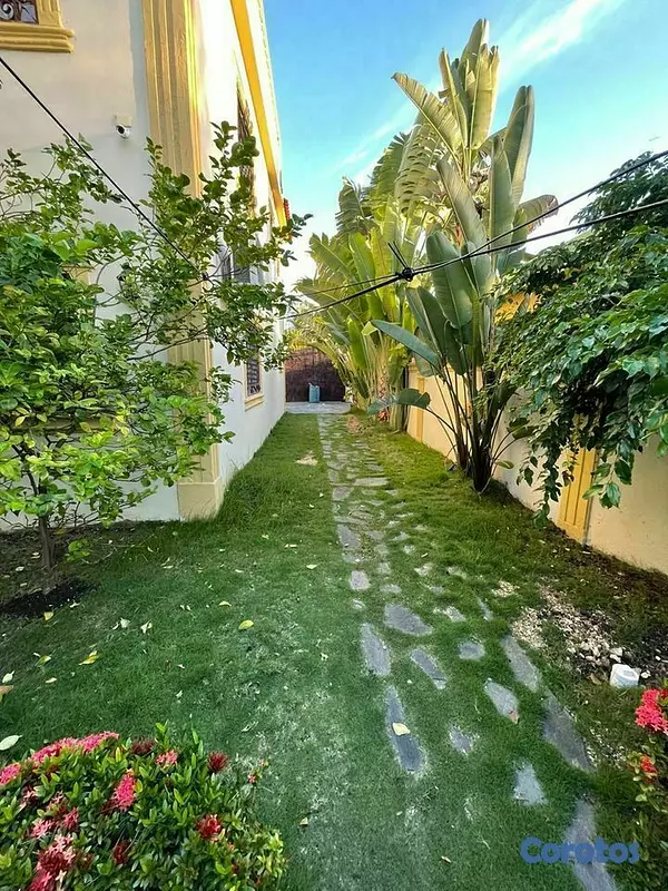 casas - Vendo casa en Santo Domingo este 2