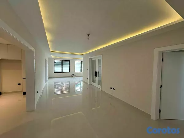 casas - Amplia Casa Familiar en alquiler  10