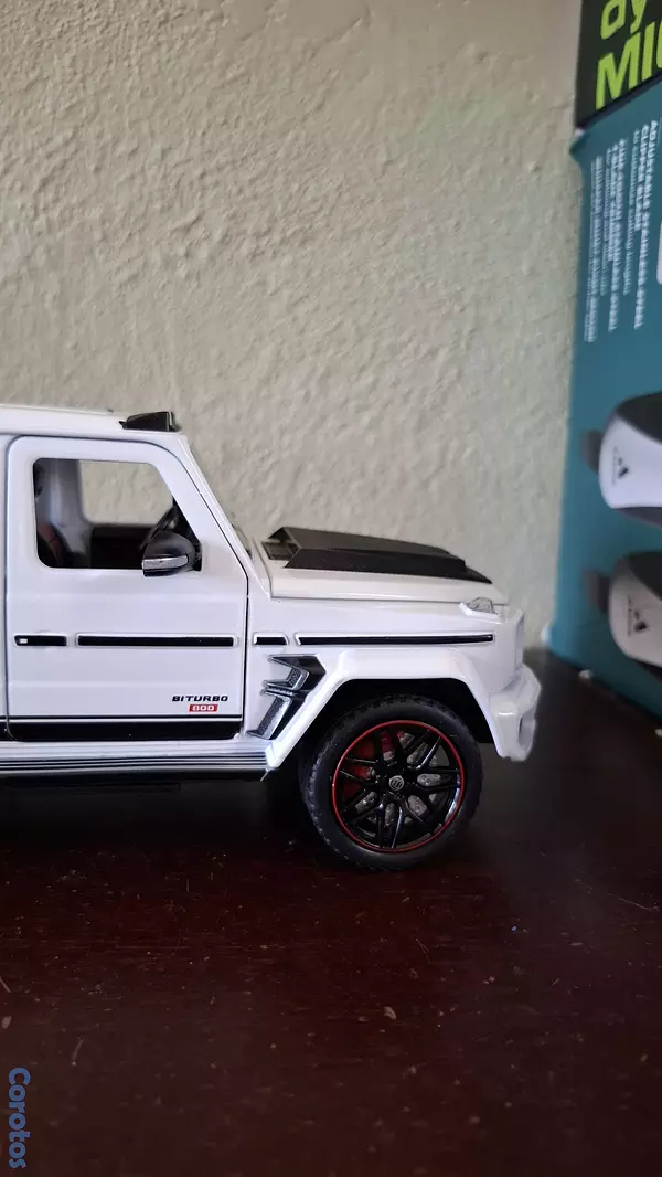 hobby y coleccion - Mercedes benz g wagon 800 9