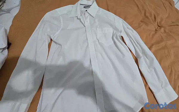 ropa para hombre - **En venta camisas =excelentes condiciones  size M 7