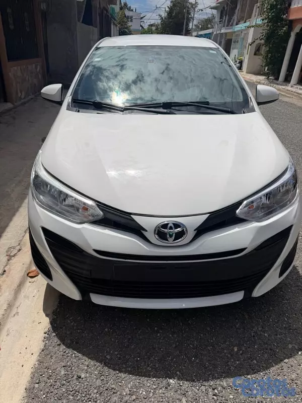 carros - Toyota Yaris año 2018 13