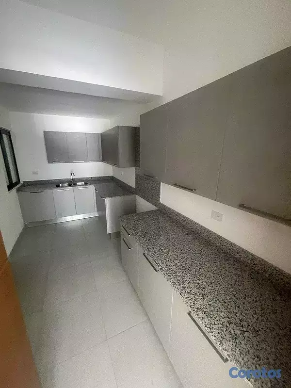 apartamentos - Venta de Apartamento con Terraza en Viejo Arroyo H 6