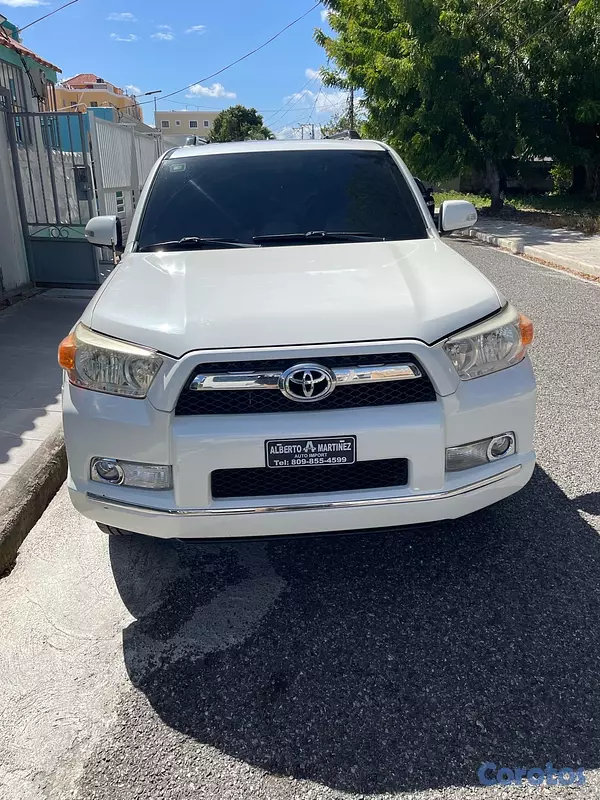 jeepetas y camionetas - Toyota 4runner 2011 3