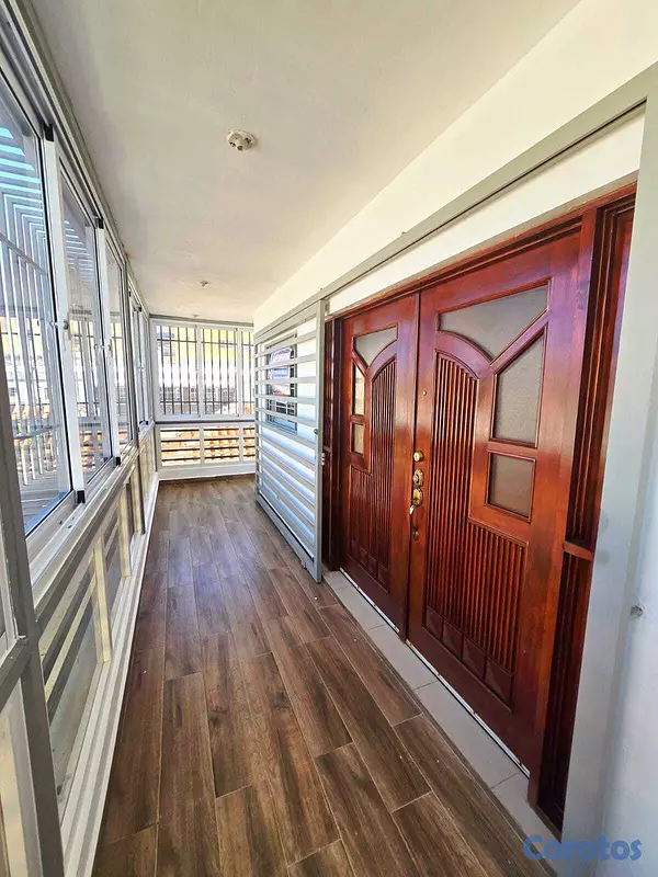 casas - CASA EN ALQUILER  en  Segundo Nivel próx. Avenida  10