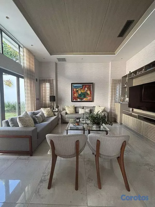 casas - Casa de 4 habitaciones 4 baños en alquiler en Viej 6